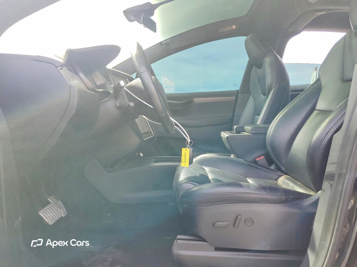 Tesla Model X 2020