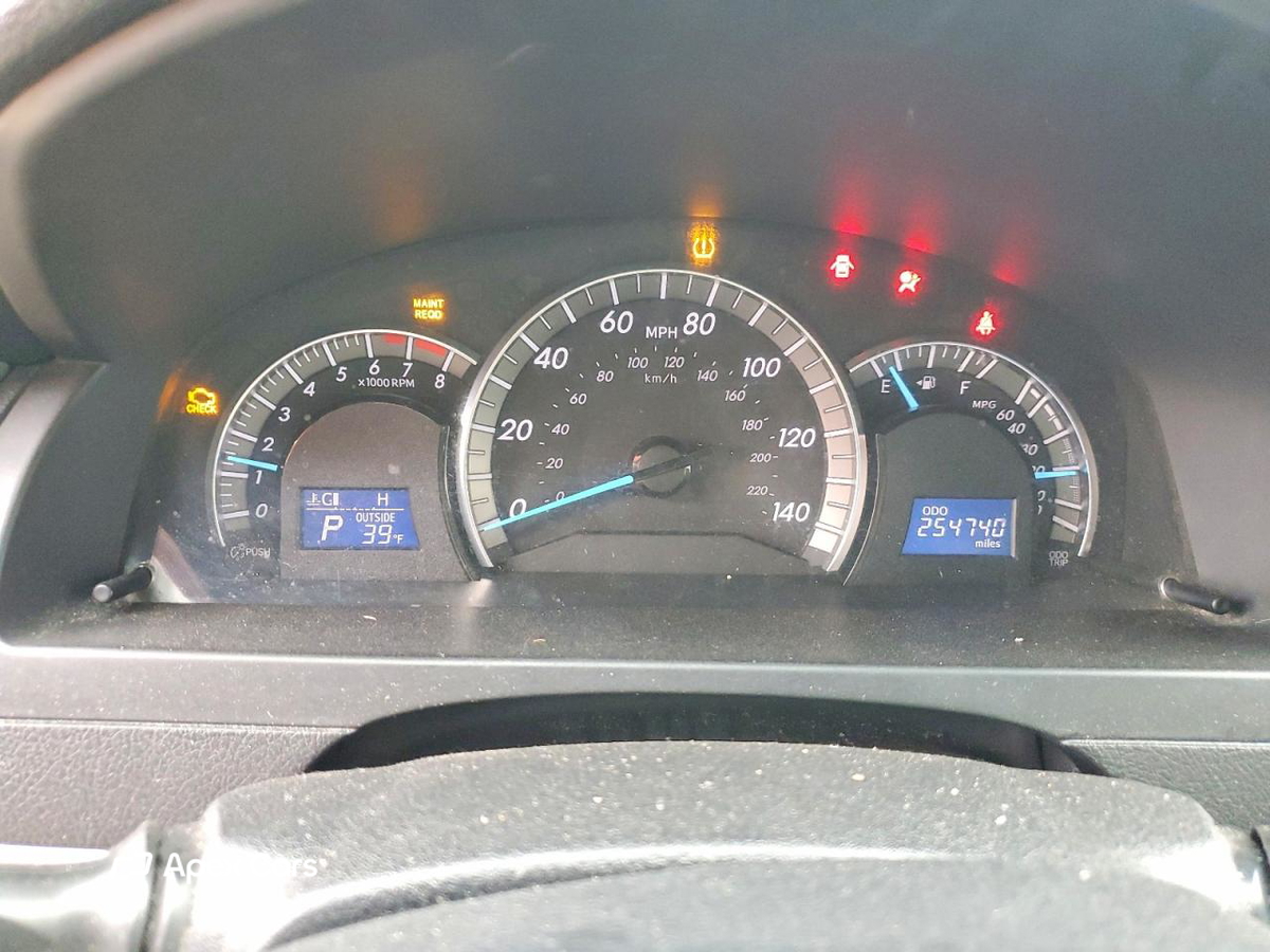 Toyota Camry 2012