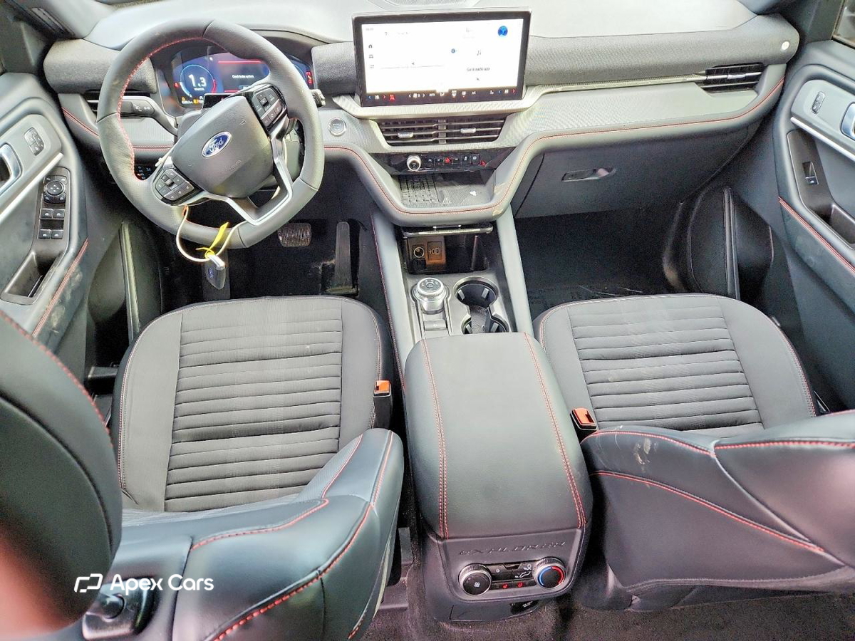 Ford Explorer 2025