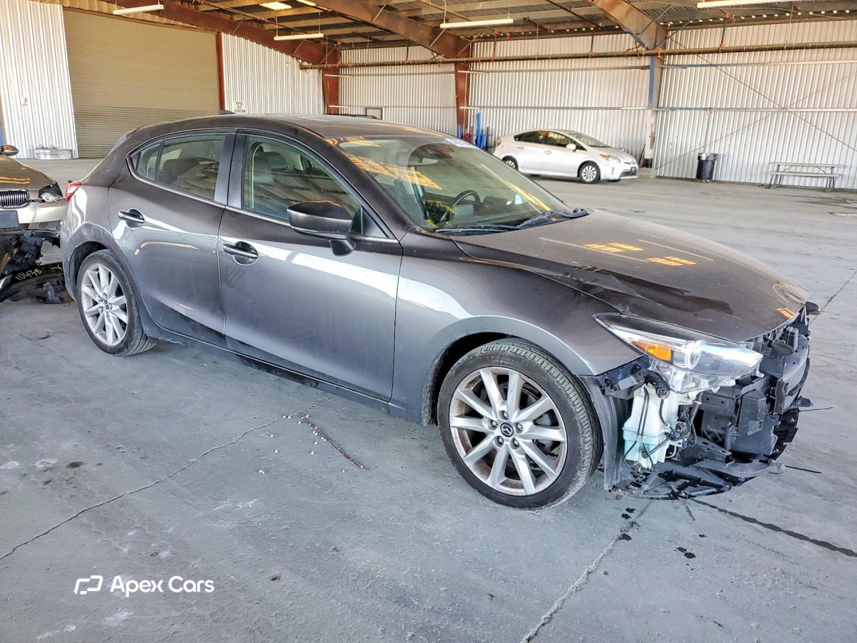 Mazda 3 2017