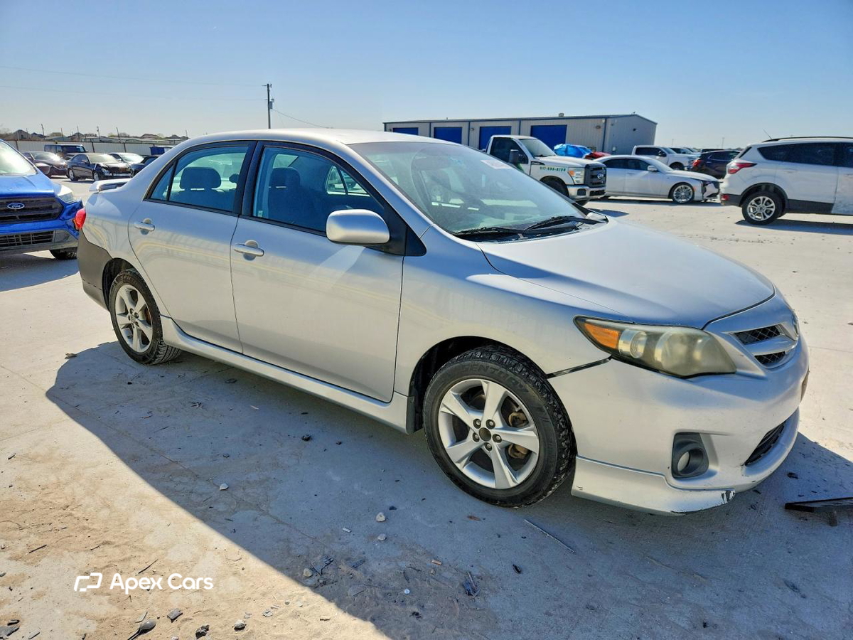 Toyota Corolla 2013