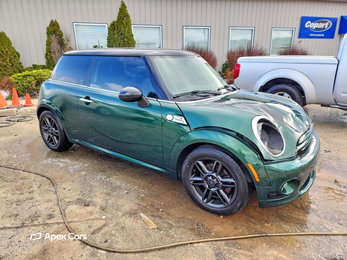 MINI Cooper 2011