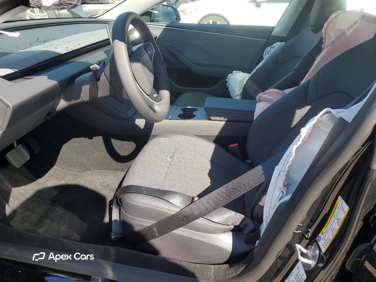 Tesla Model 3 2025