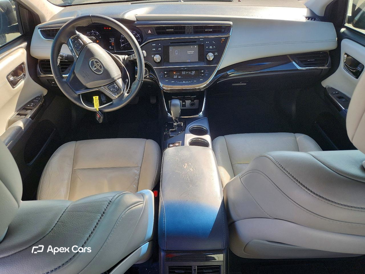 Toyota Avalon 2015