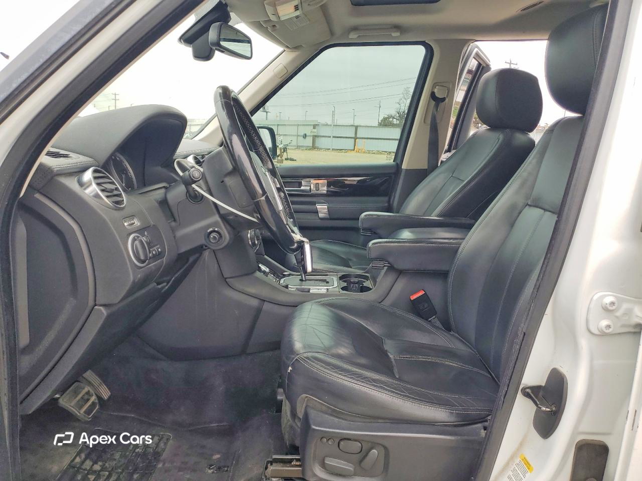 Land Rover LR4 2011