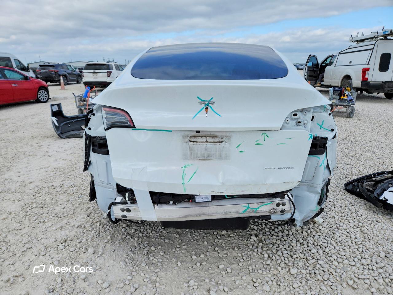 Tesla Model Y 2023