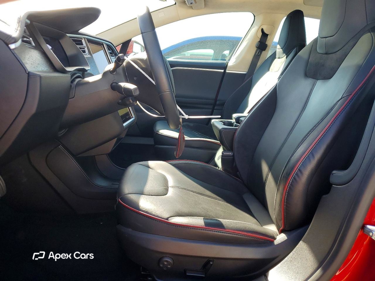 Tesla Model S 2014
