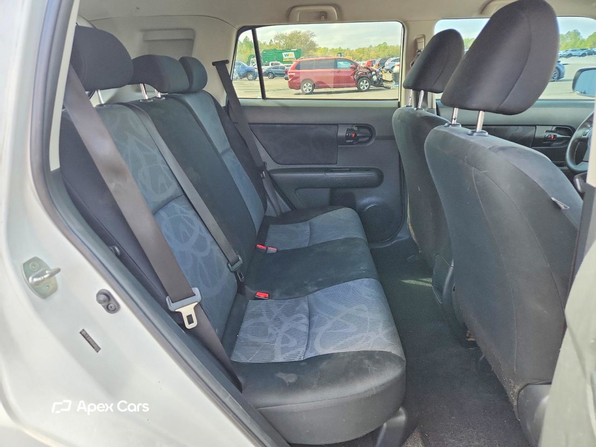 Scion xB 2012