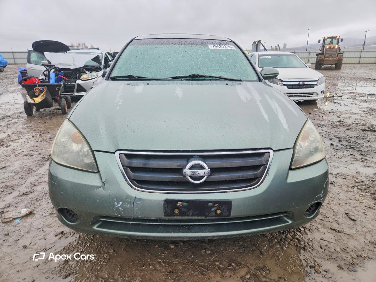 Nissan Altima 2002