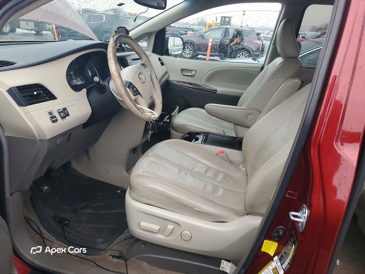 Toyota Sienna 2012