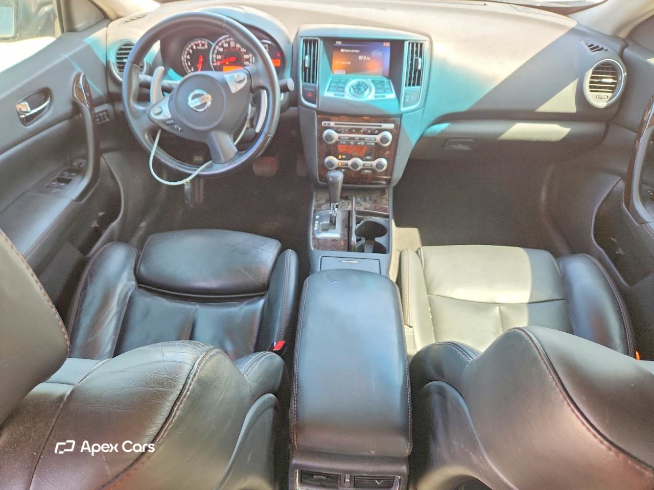 Nissan Maxima 2011