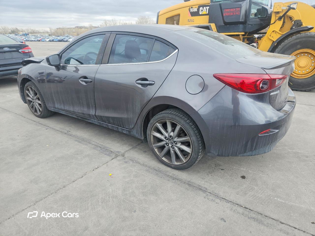 Mazda 3 2018