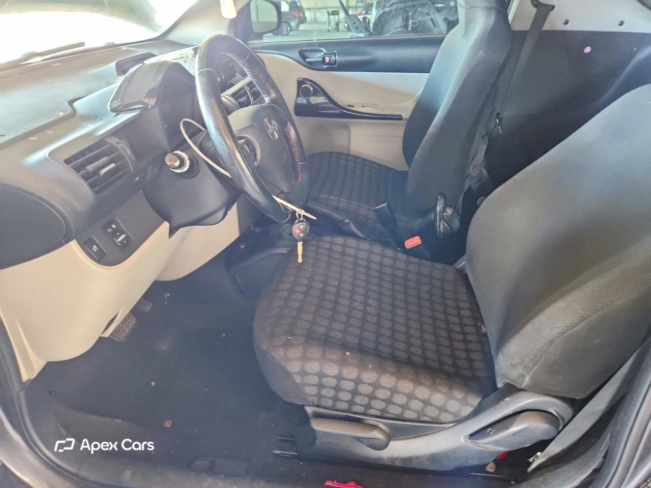 Scion iQ 2012