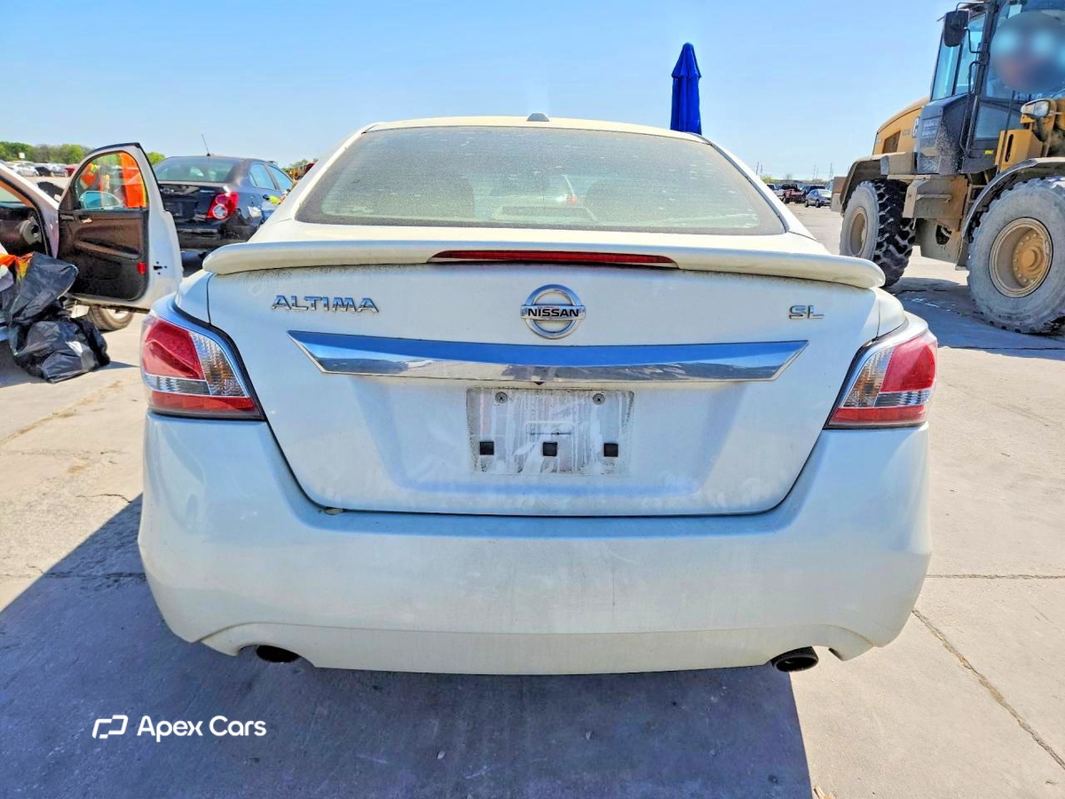 Nissan Altima 2015