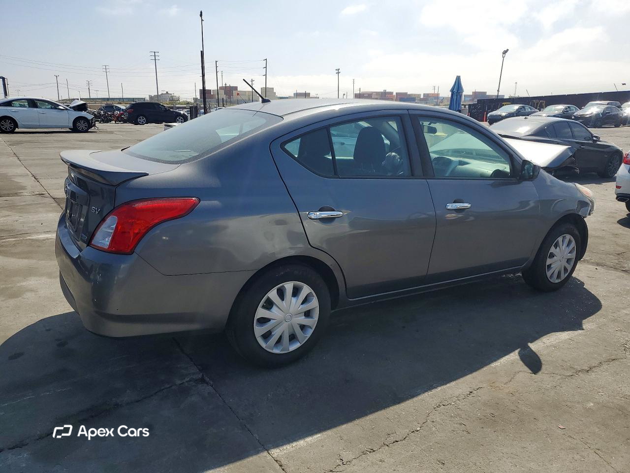 Nissan Versa 2016