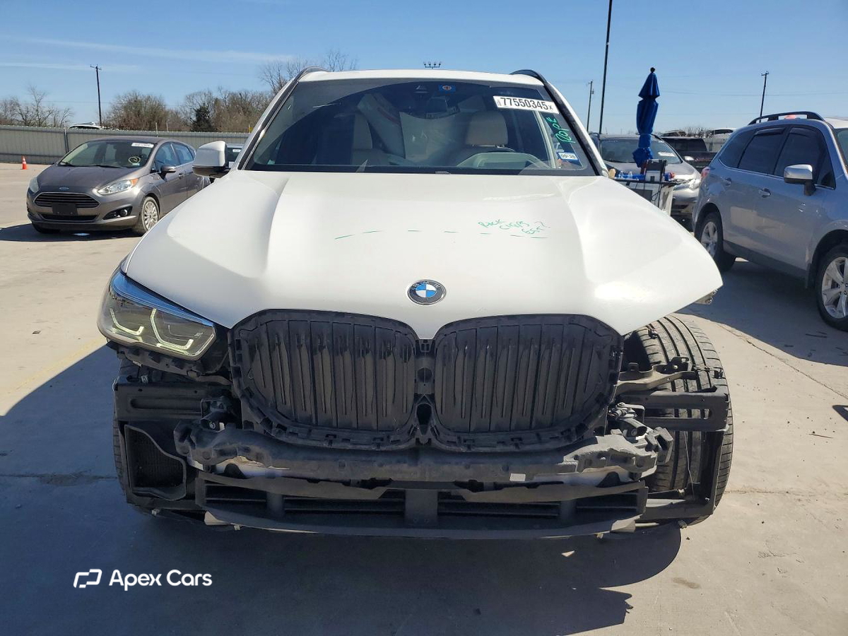 BMW X5 2021