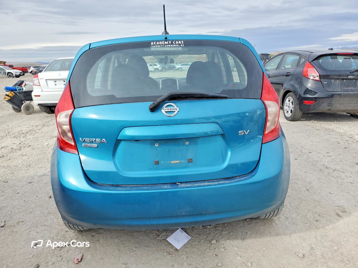 Nissan Versa 2016