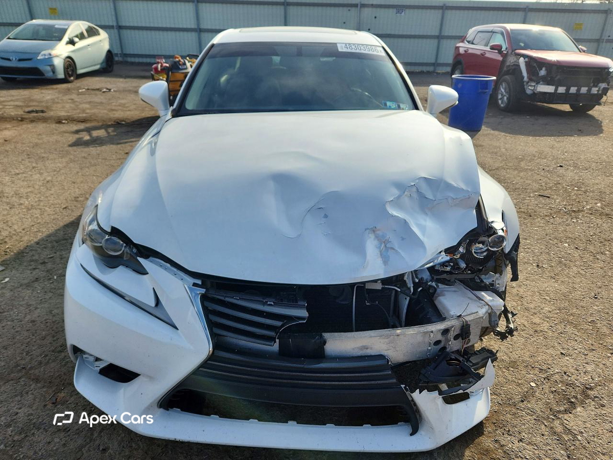 Lexus IS 2014