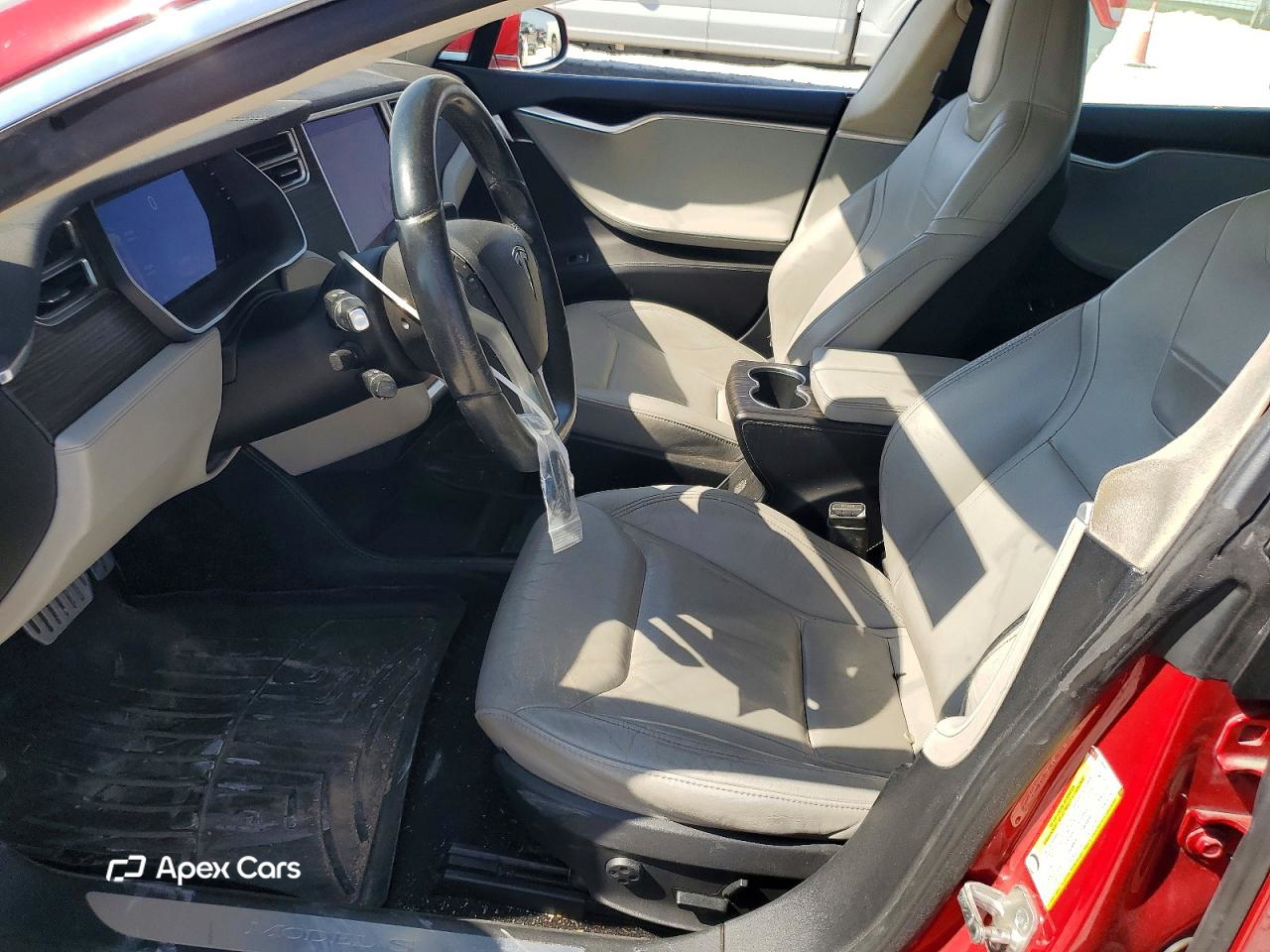 Tesla Model S 2016