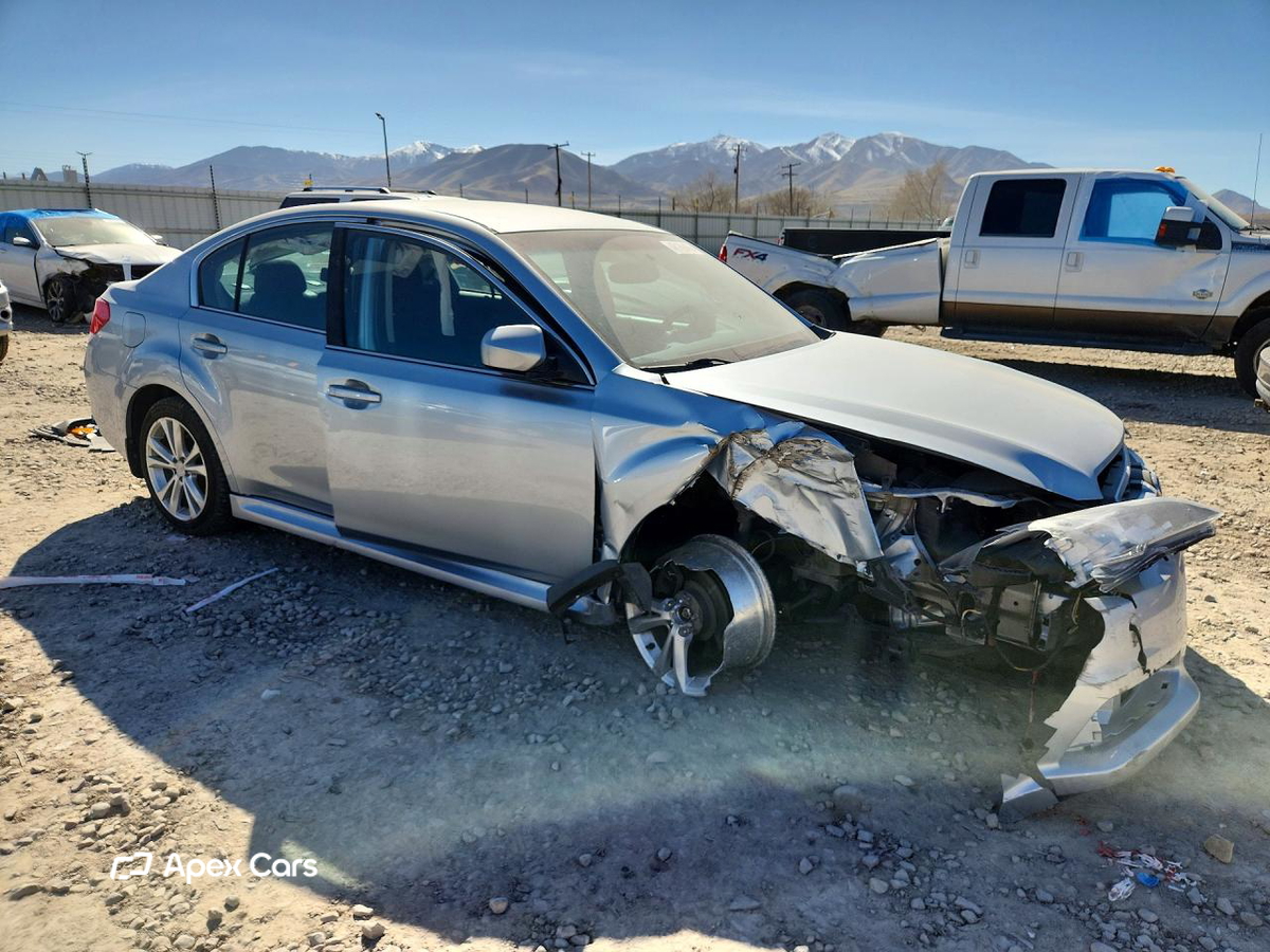 Subaru Legacy 2013