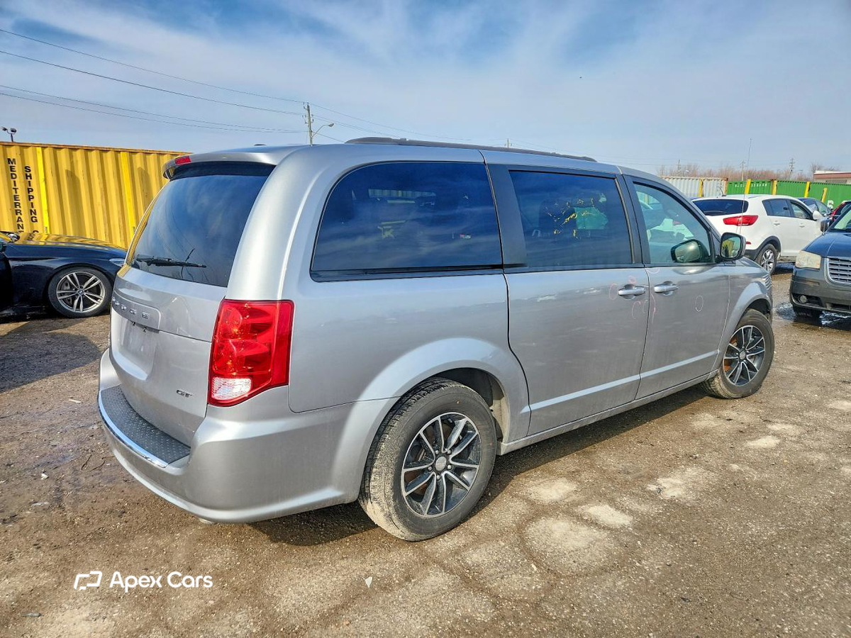 Dodge Caravan 2018