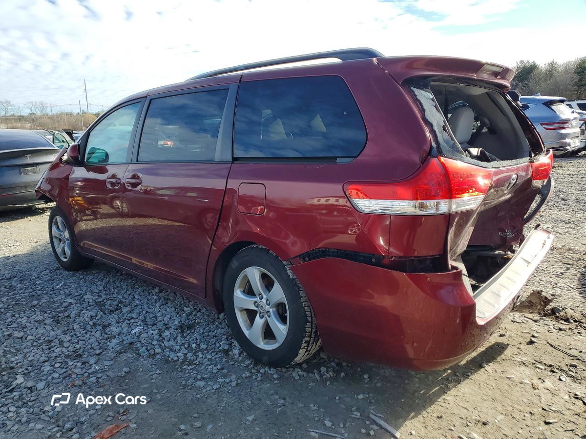 Toyota Sienna 2012