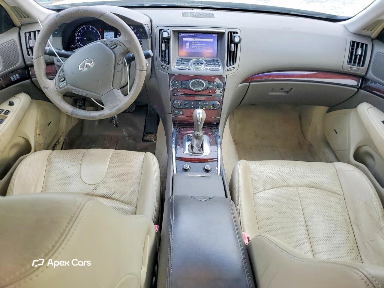 Infiniti  2012
