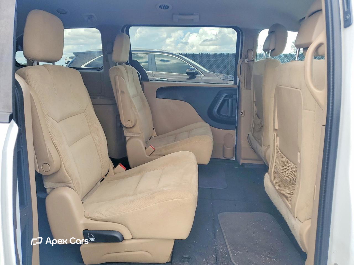 Dodge Caravan 2015