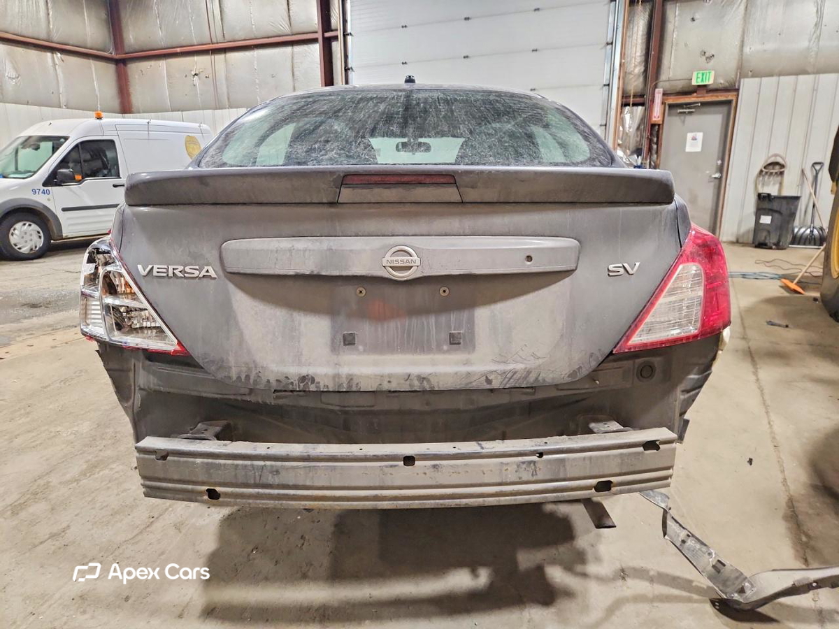 Nissan Versa 2017