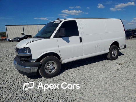 Chevrolet Express 2018 - Image 1 of 14
