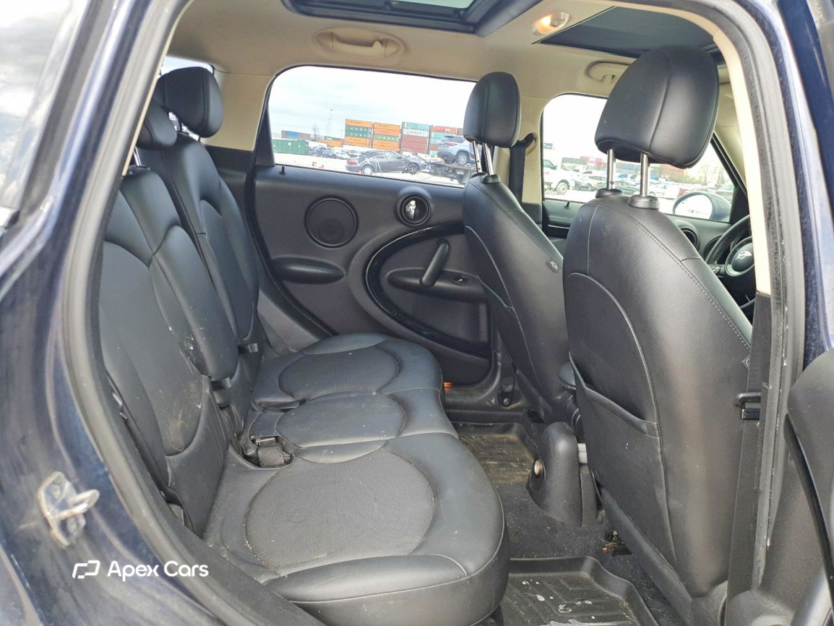 MINI Cooper 2012