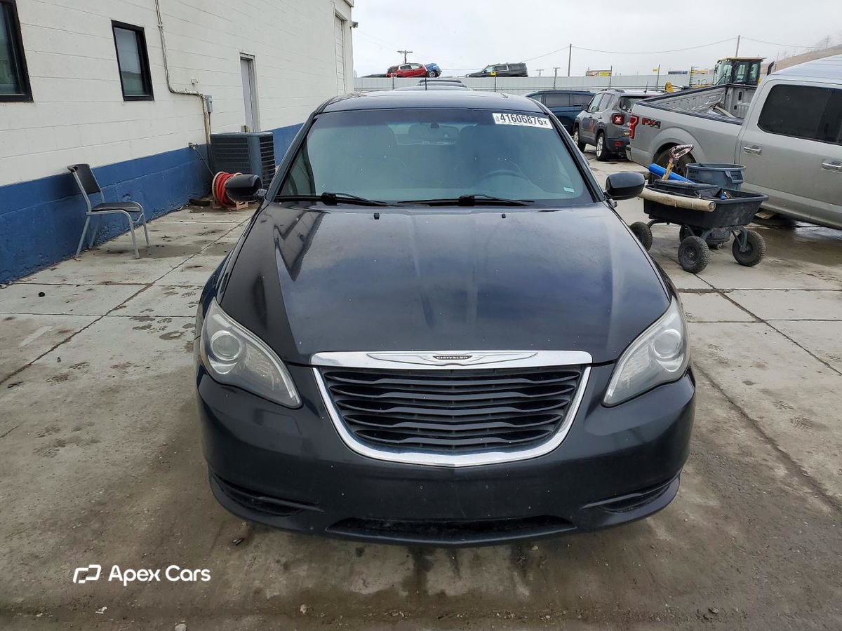 Chrysler 200 2012
