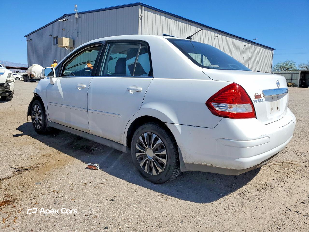 Nissan Versa 2008