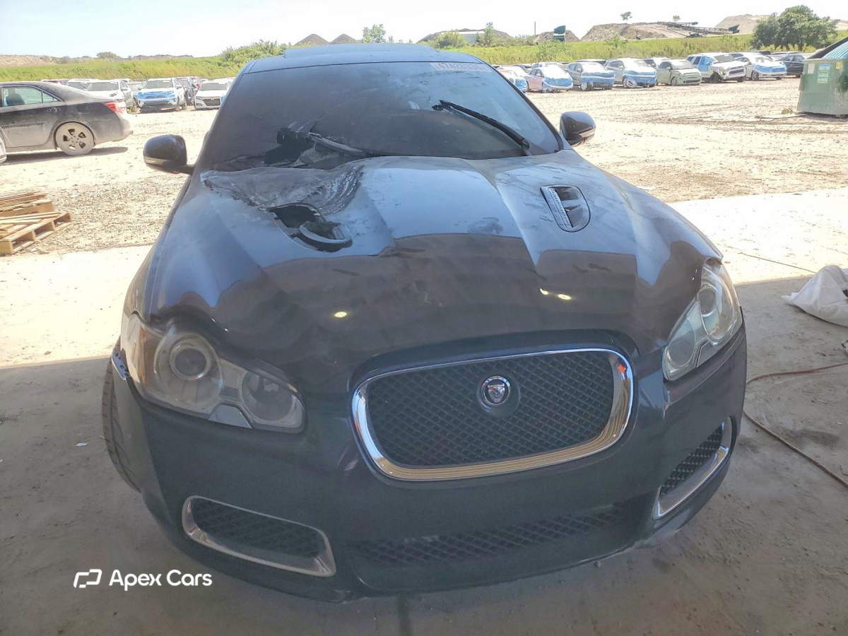 Jaguar XF 2011