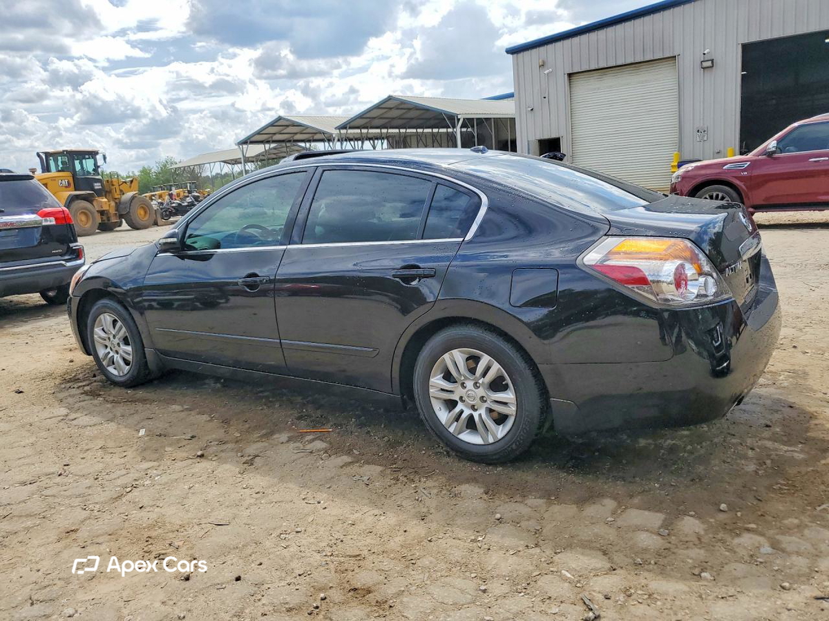 Nissan Altima 2012