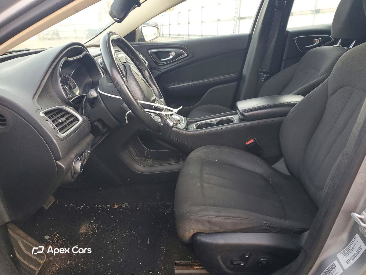 Chrysler 200 2015