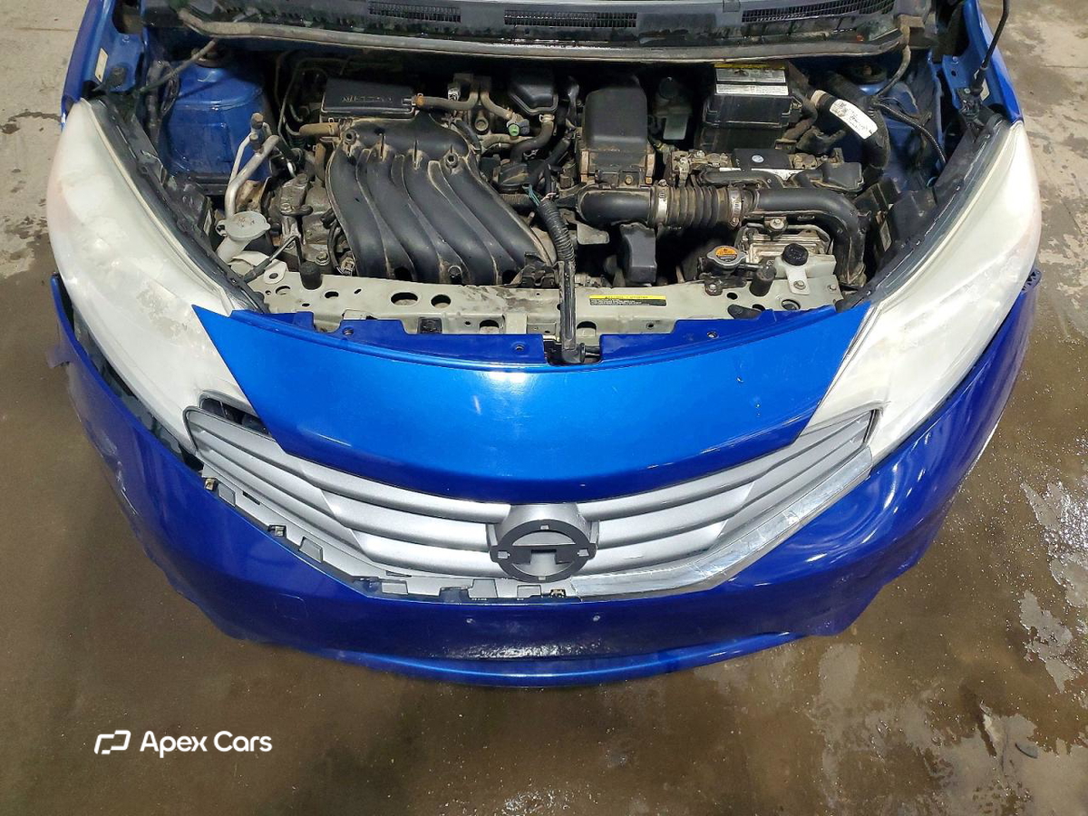 Nissan Versa 2015