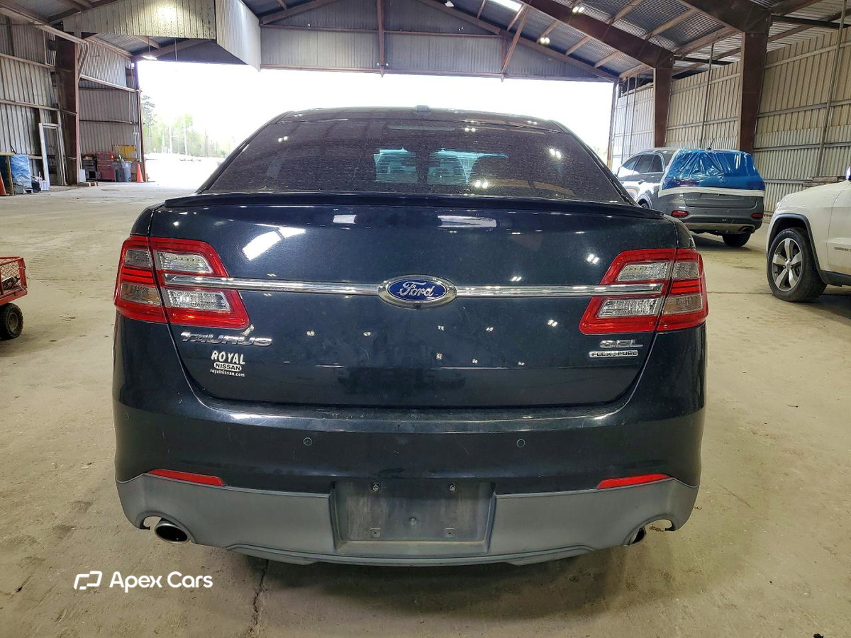 Ford Taurus 2014