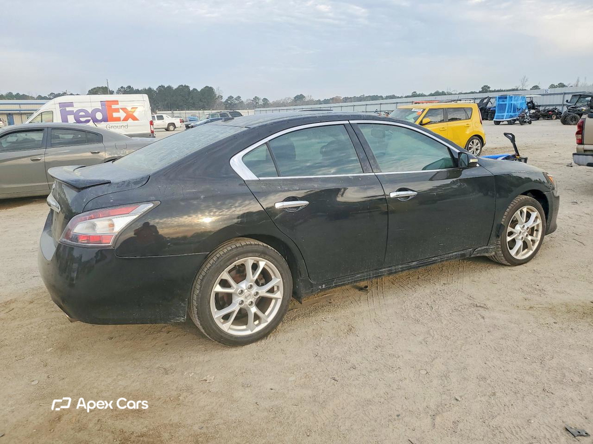 Nissan Maxima 2012