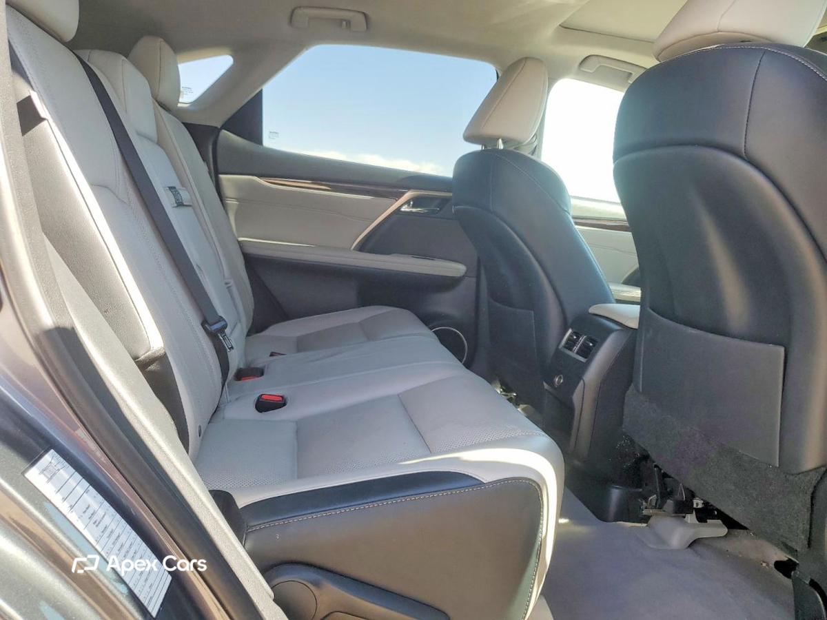 Lexus RX 2019