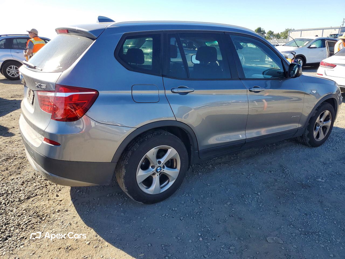 BMW X3 2011
