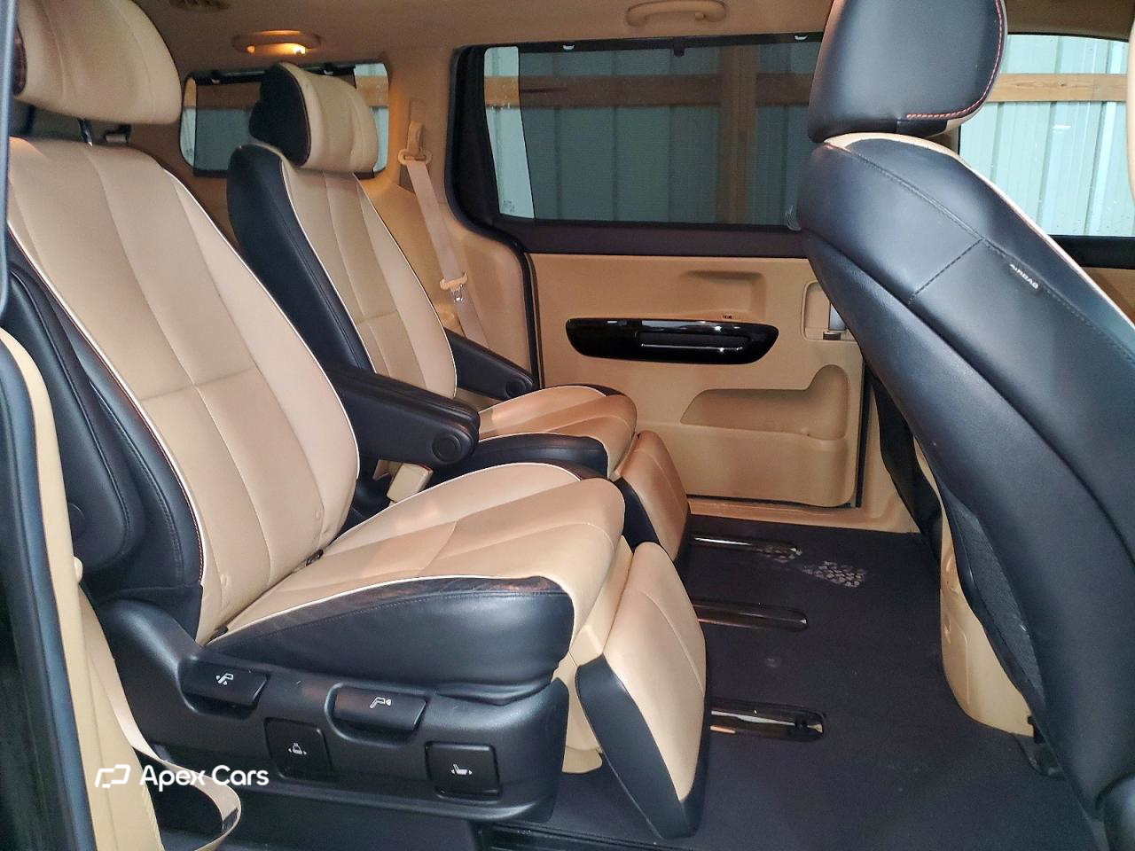 Kia Sedona 2015