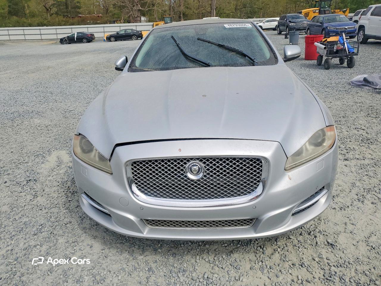 Jaguar XJ 2011