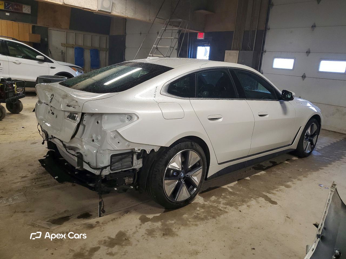 BMW i4 2024