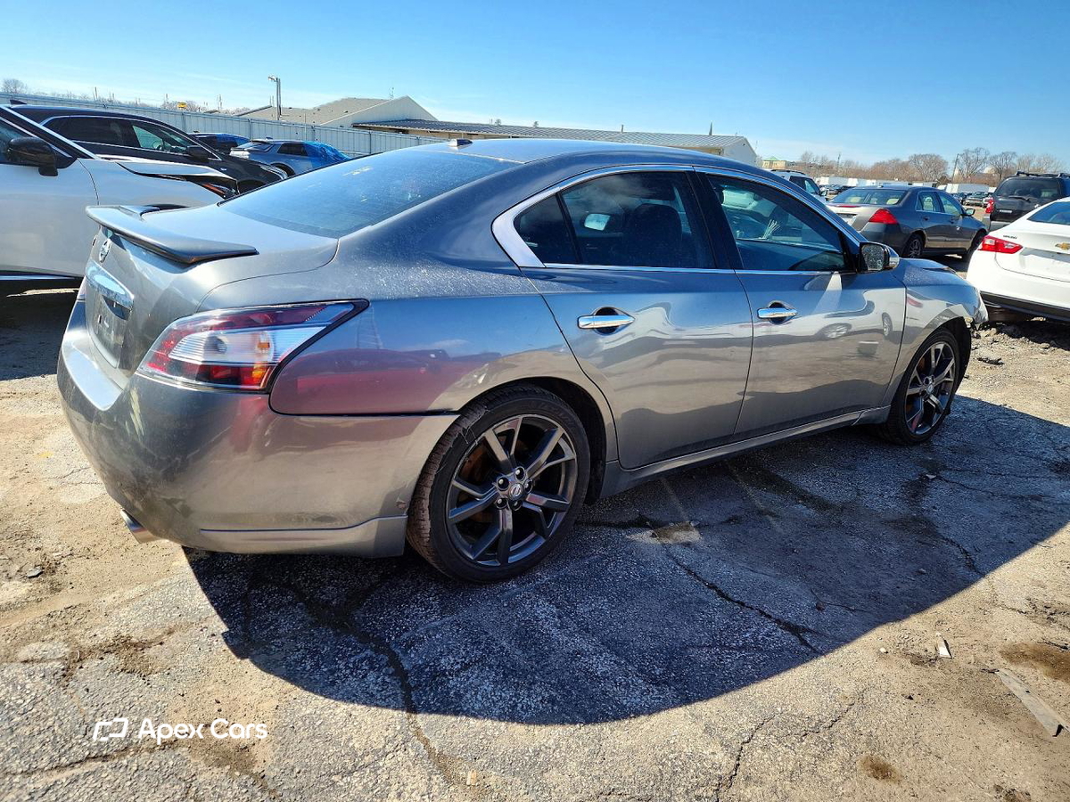 Nissan Maxima 2014