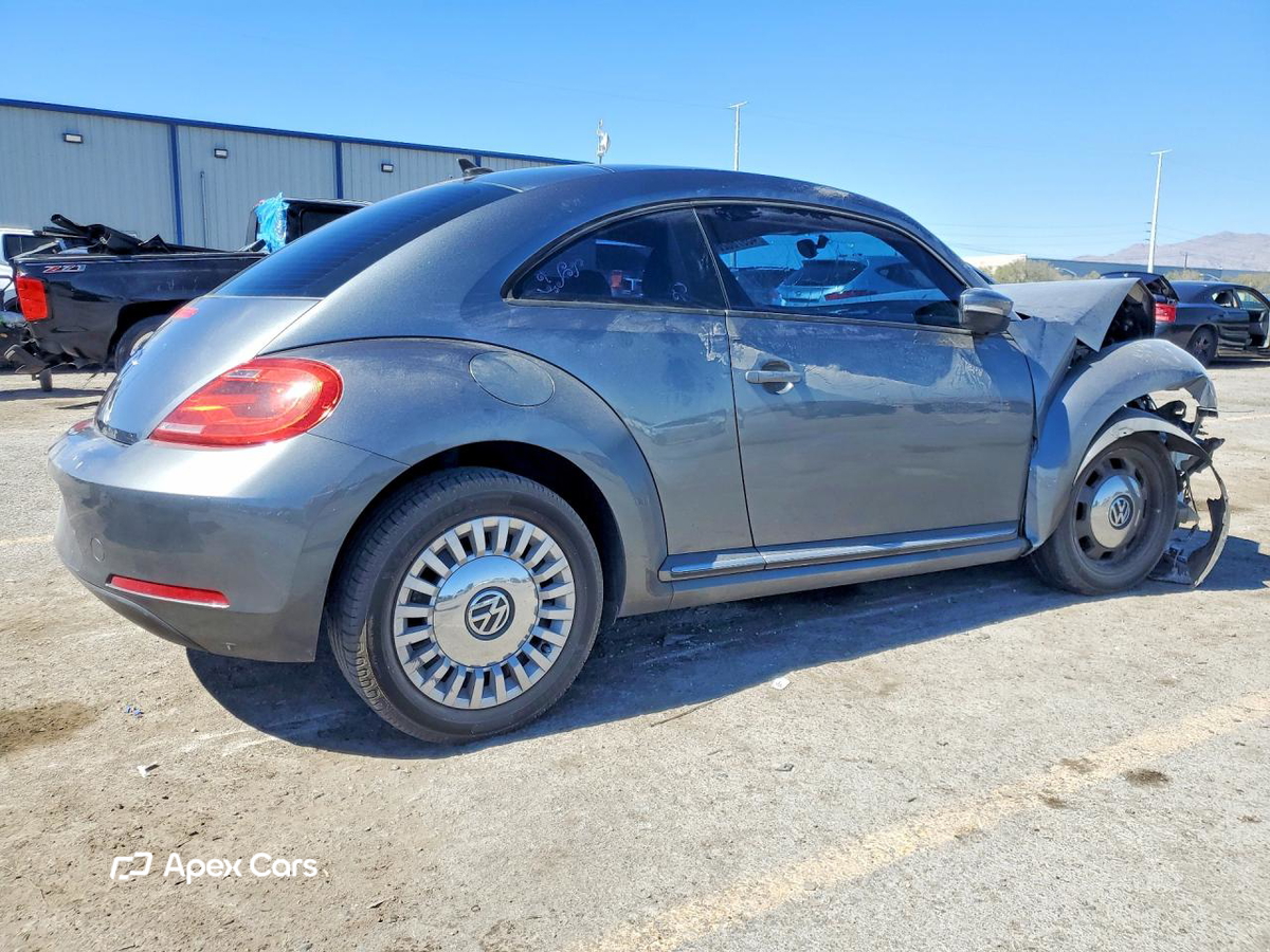 Volkswagen Beetle 2014