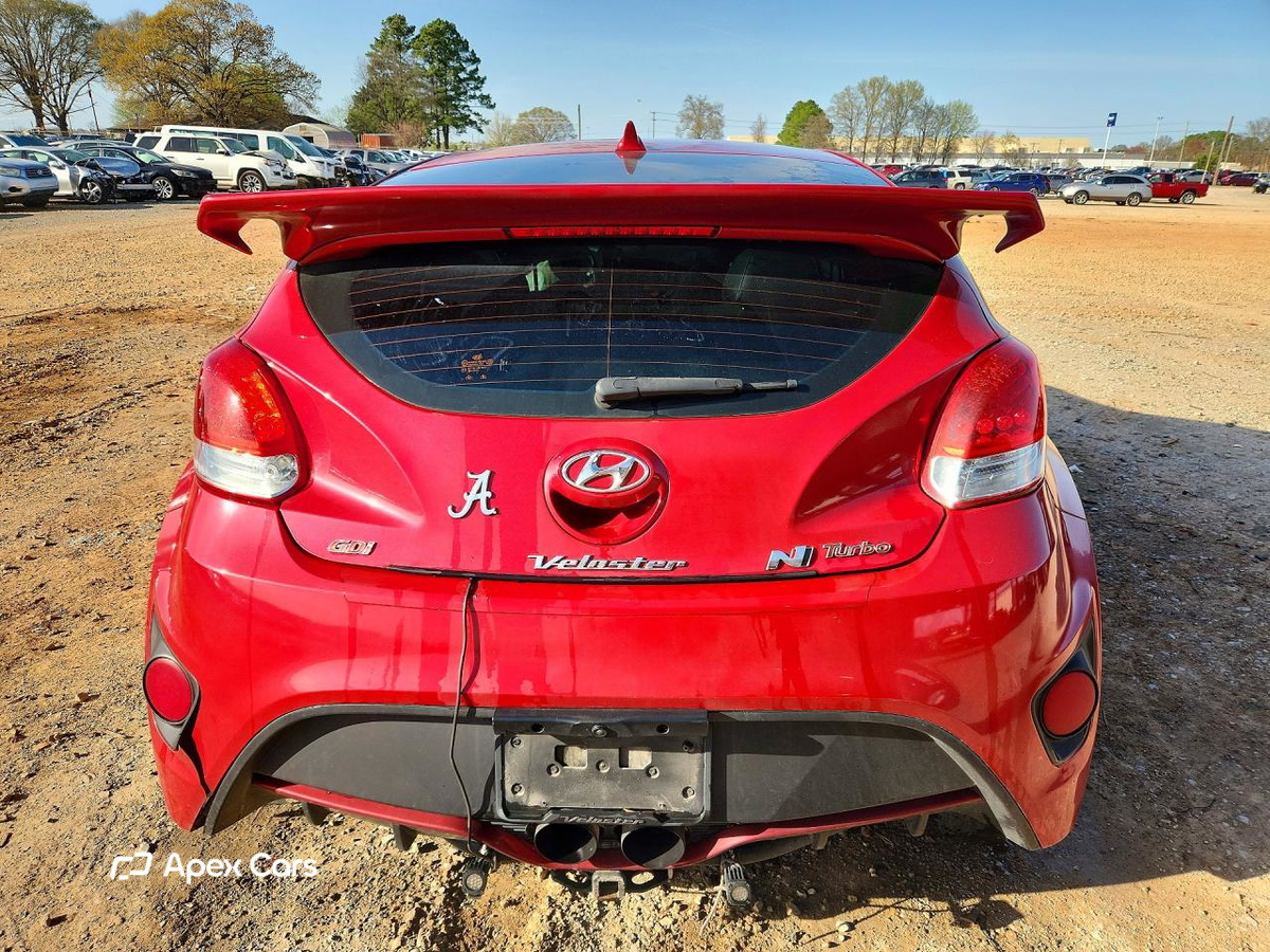 Hyundai Veloster 2013