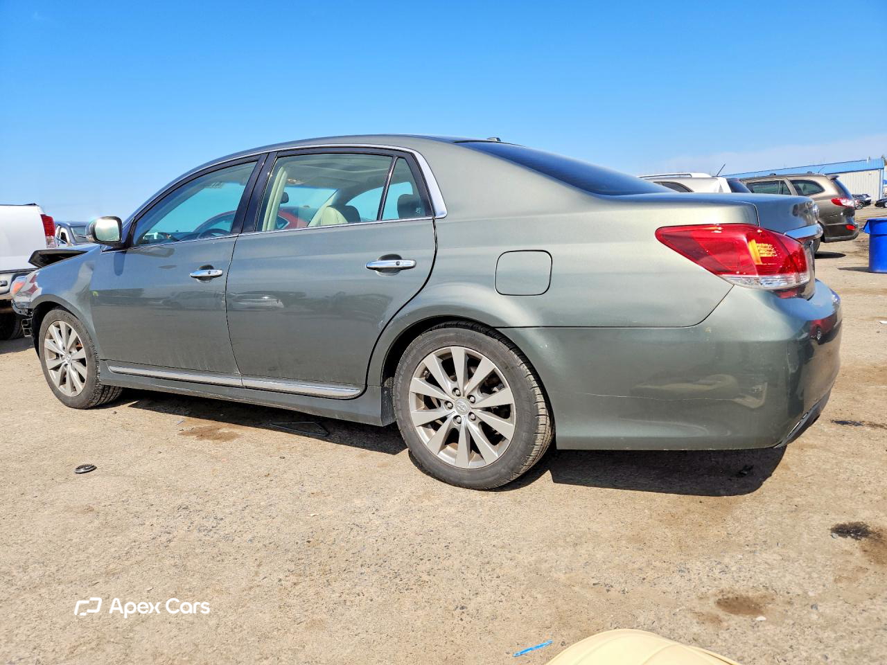 Toyota Avalon 2011