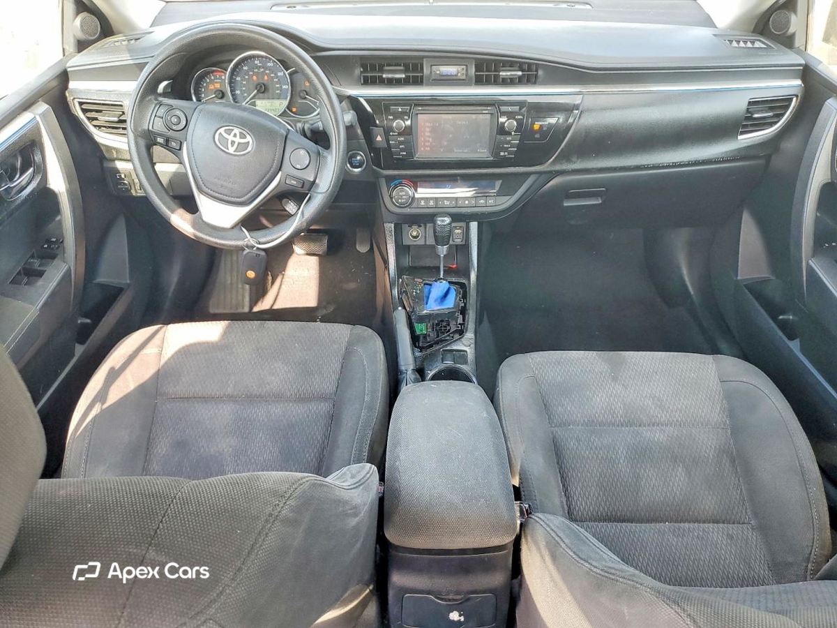 Toyota Corolla 2015