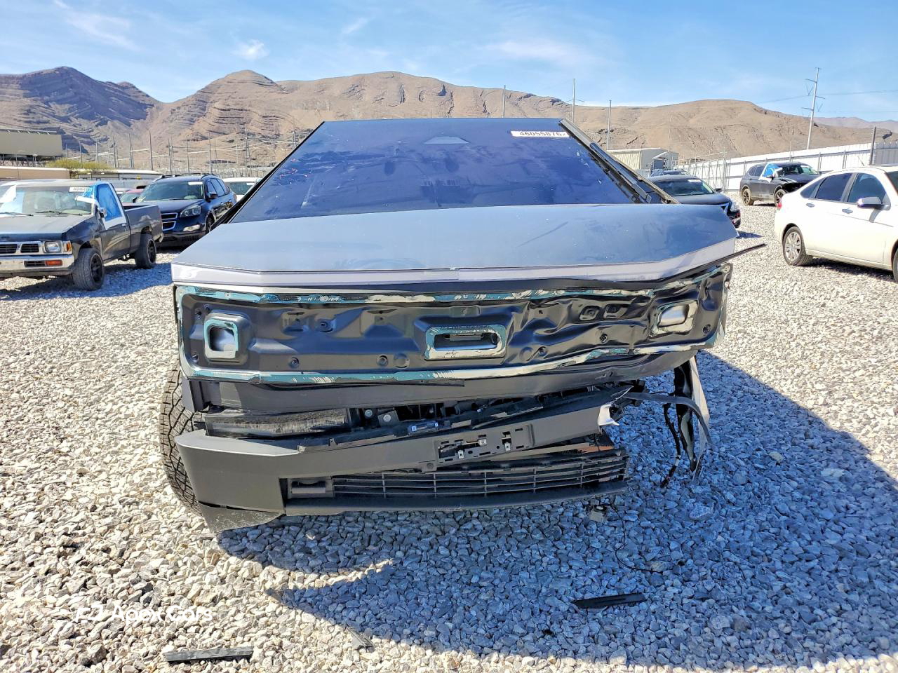 Tesla Cybertruck 2025